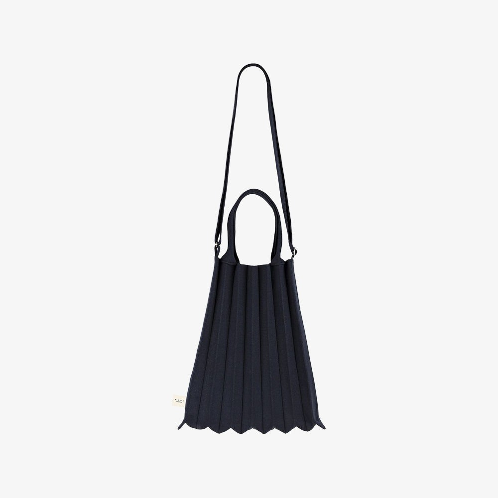 PLEATSMAMA HARDSHELL BAG MIDNIGHT