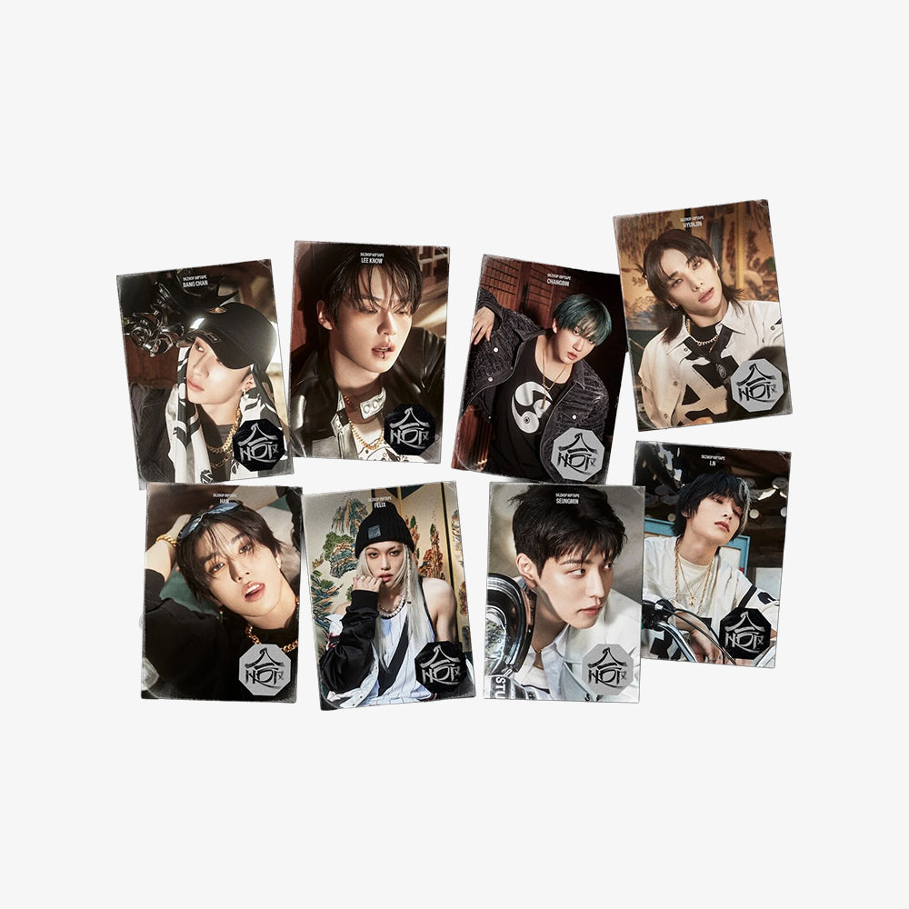 Stray Kids - SKZHOP HIPTAPE ‘合 (HOP)’ (ACCORDION VER.) (8 TYPES Random)
