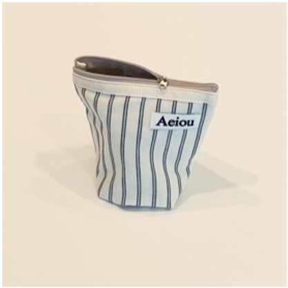 Aeiou POUCH (M) Cotton Gray Line